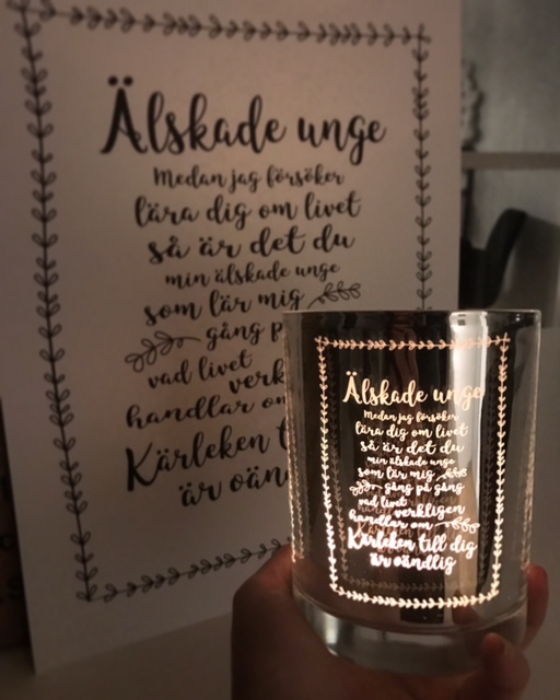 Ljuslykta Älskade Unge från Majas lyktor säljs till förmån för Barncancerfonden
